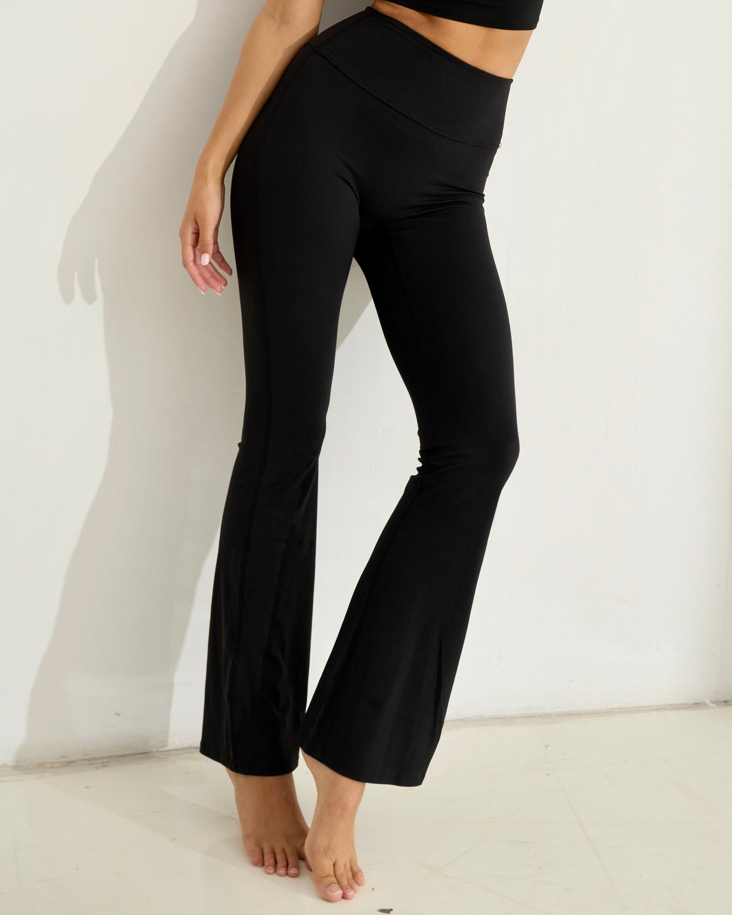 Lia scrunched Flare Leggings black