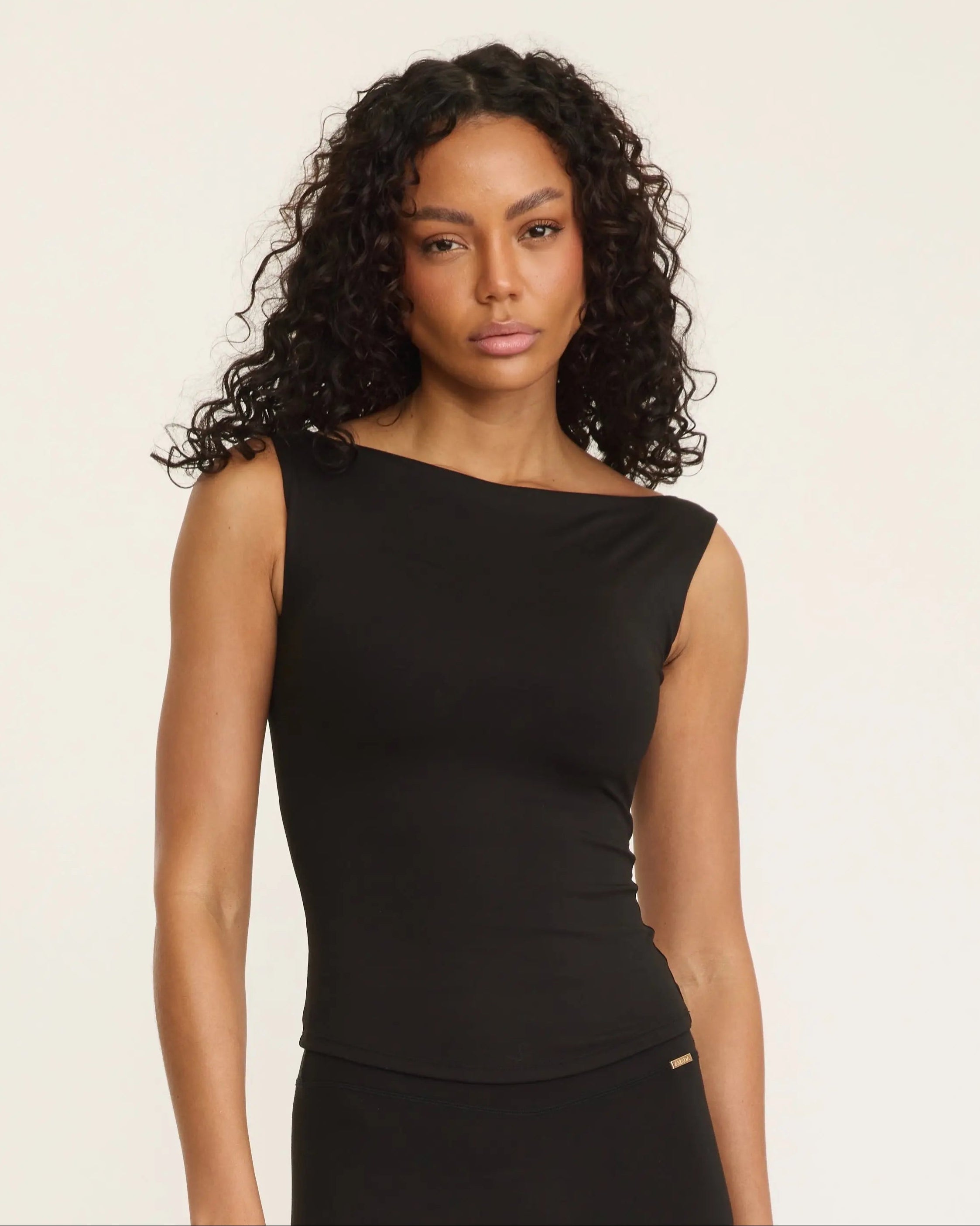Karolina Boatneck Top - Black – AMADAWEAR