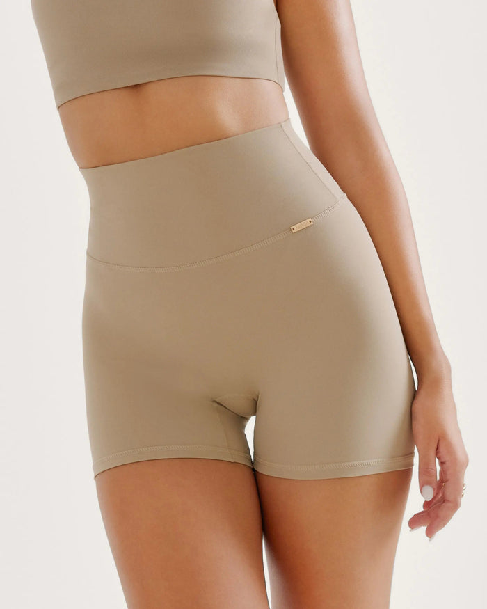 Belle Shorts - nude