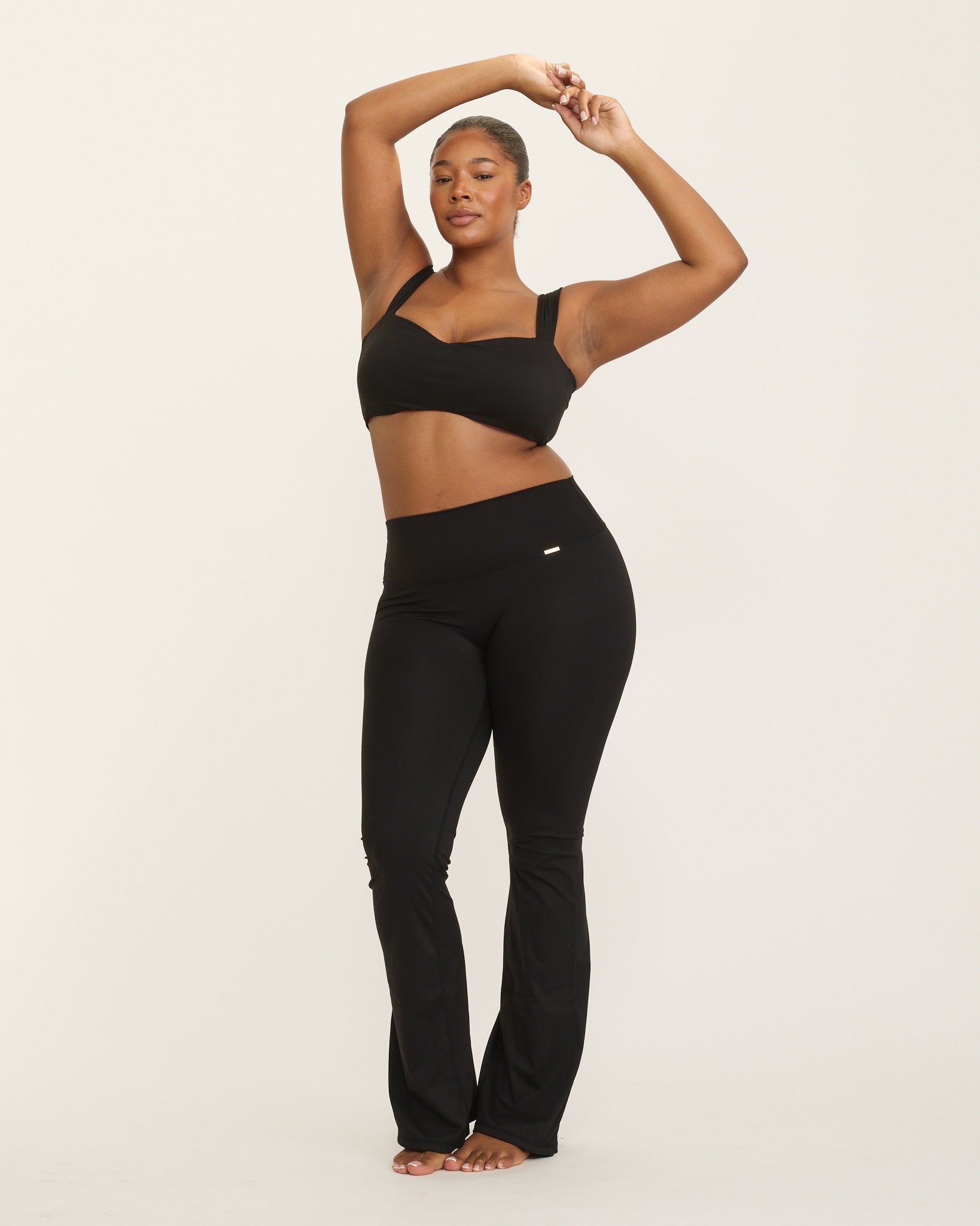 Camilla Flare Leggings - Black – AMADAWEAR