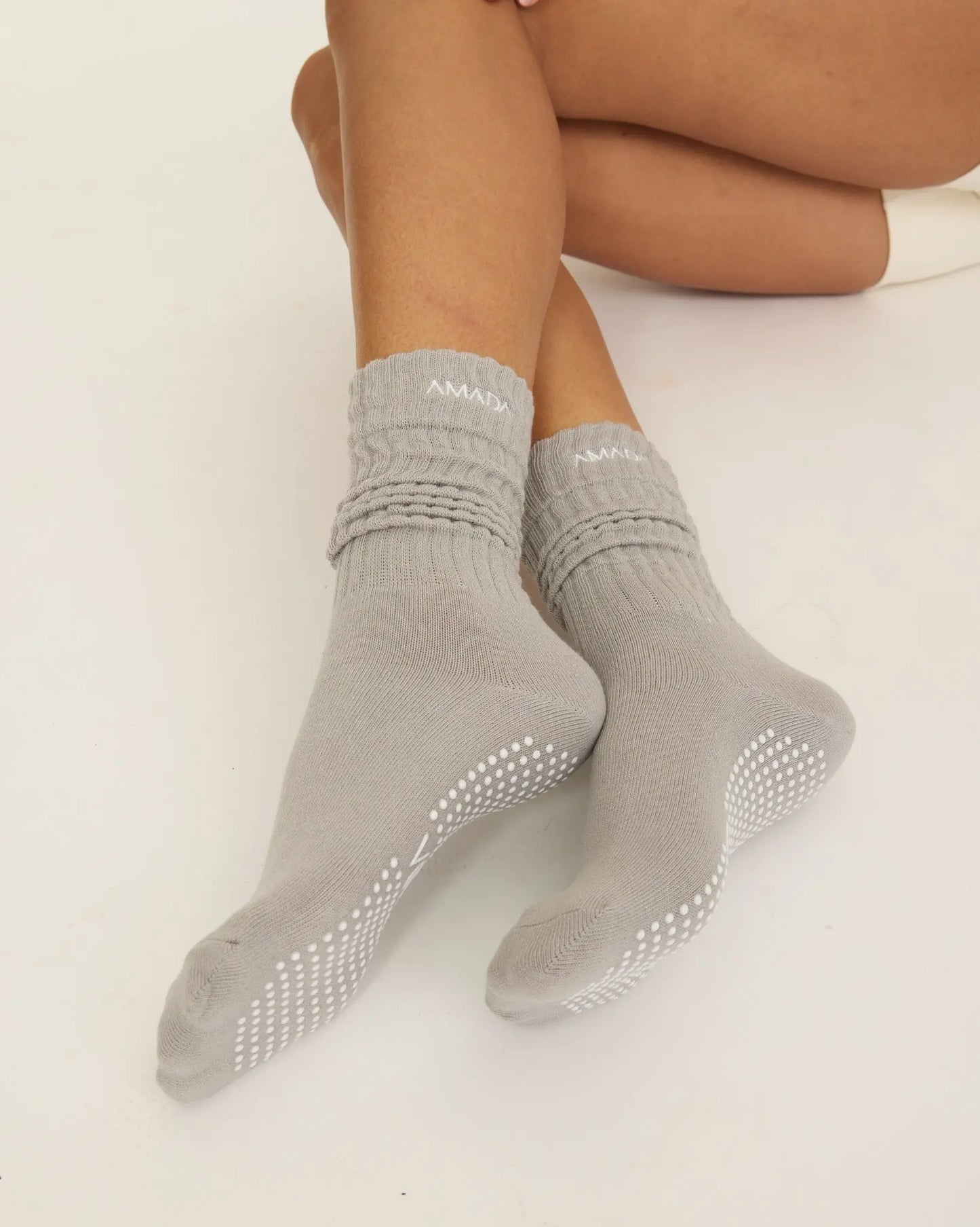 Crow Grip Socks - Grey