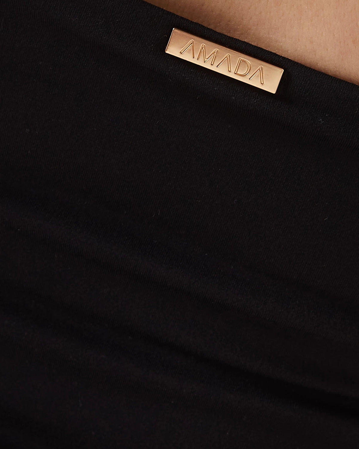 Daria Halterneck - Black