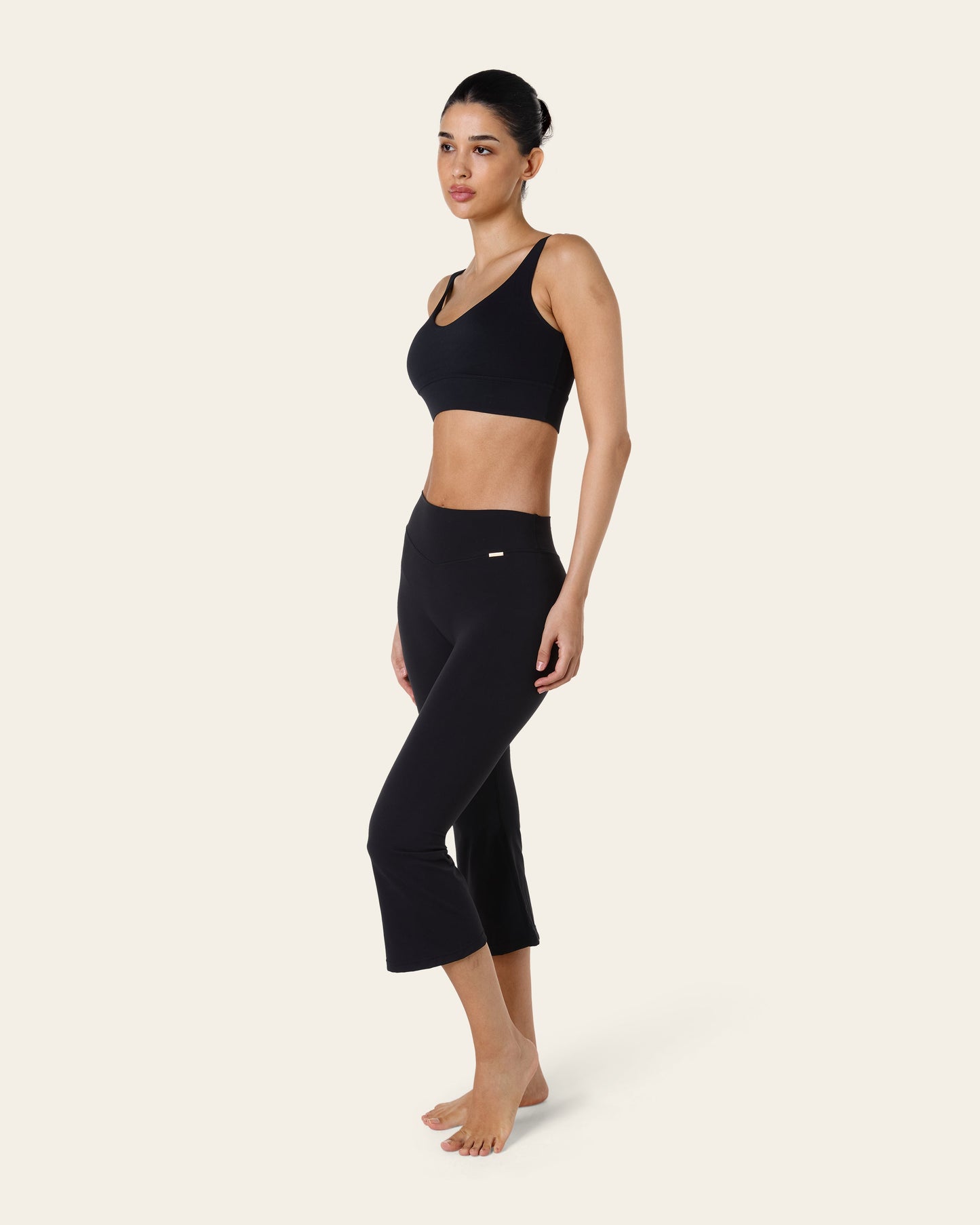 Flared Capri Leggings - Black