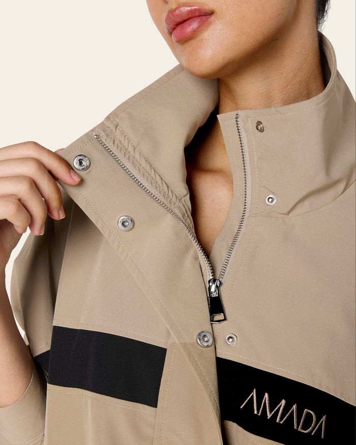 AMADA Windbreaker Jacket - Beige/Black
