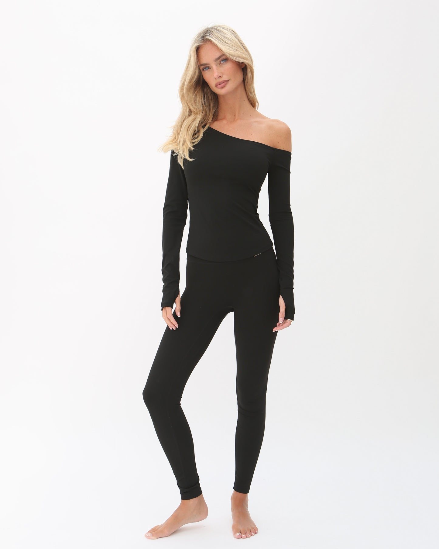 Sabrina Asymmetric Longsleeve - Black
